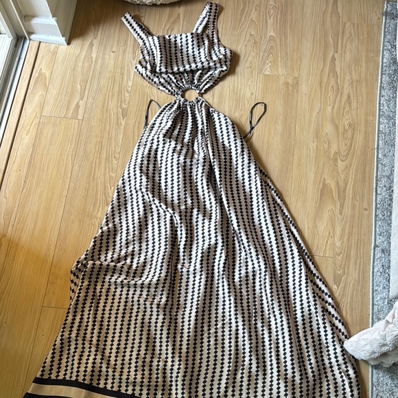 Hansen & Gratel Dresses & Skirts - Paros Backless Maxi Dress